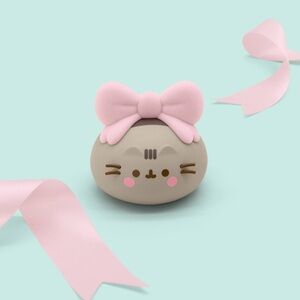 🆕 Pusheen Ribbon Bow Vinyl Figure - December 2024